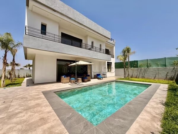 فيلا 360 م² للإيجار في مراكش (حي نوريا جولف) — Photo 22