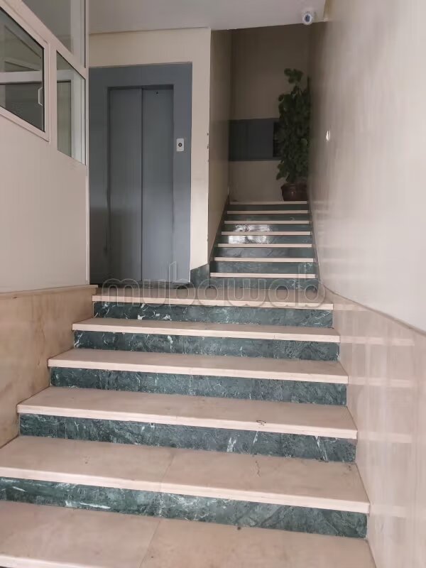 Bureau 679 m² à vendre à Casablanca Marina — Photo 13