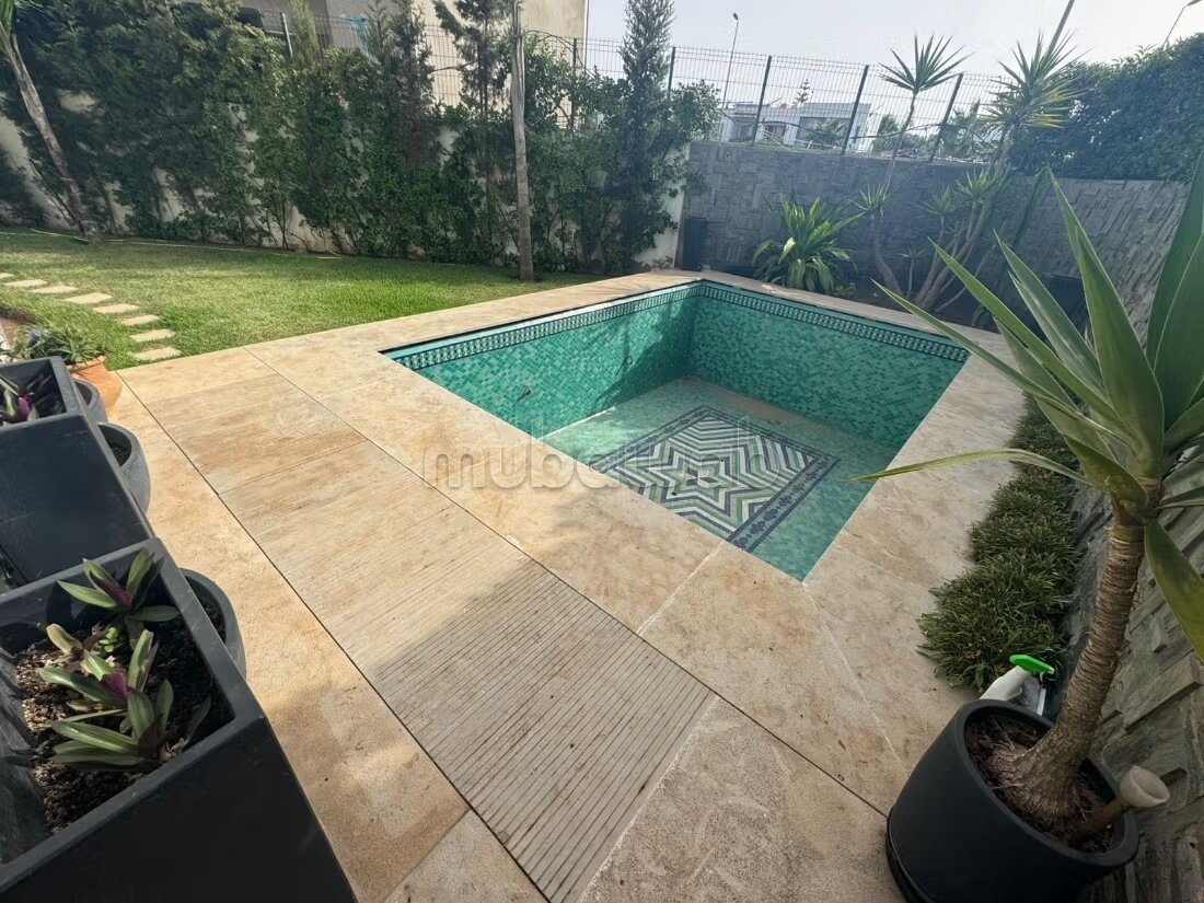 فيلا 120م² للإيجار في الدار البيضاء — Photo 85