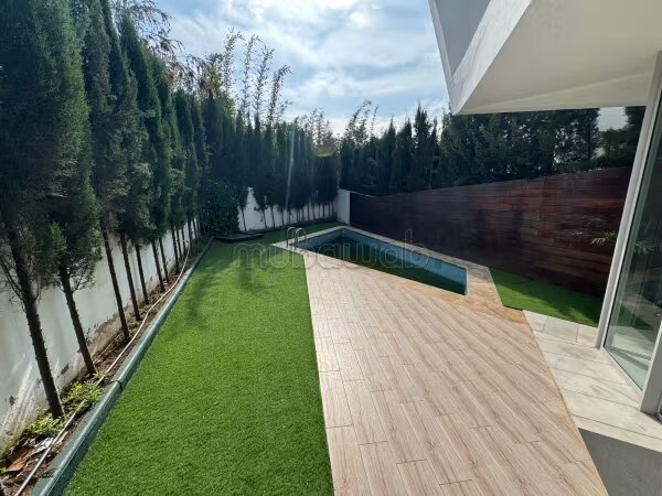 Villa 320 m² for rent in Casablanca (Green City) — Photo 15