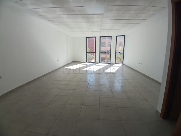 مكتب 86 م² للإيجار في مراكش — Photo 11
