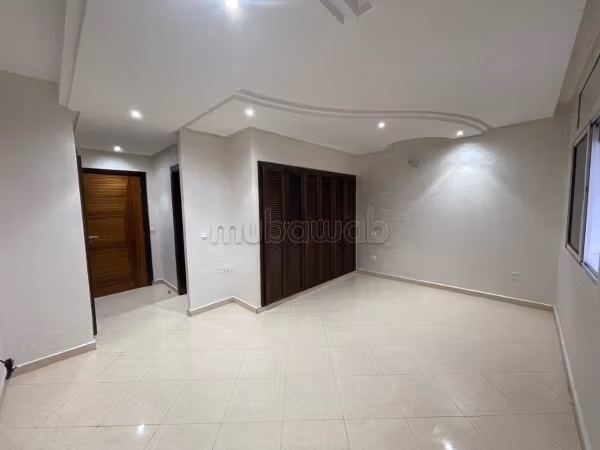 فيلا للإيجار 111 م² في Harhoura — Photo 5