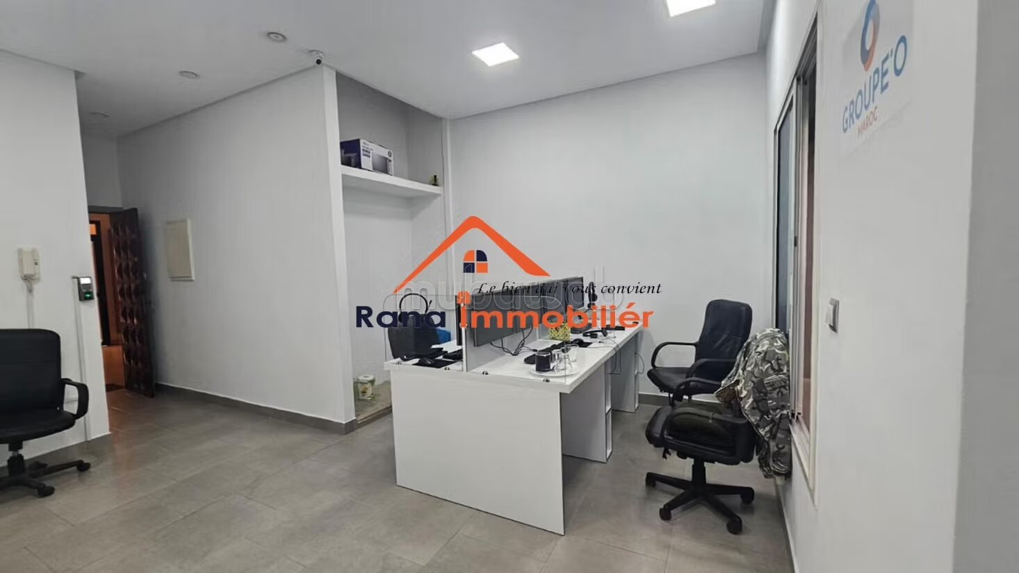 Office 110 m² for rent in Rabat (Agdal) — Photo 13