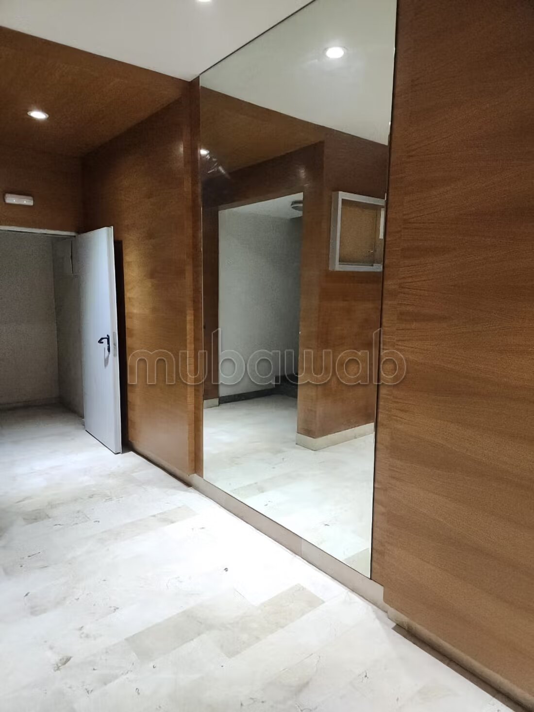شقة 85 م² للإيجار في الدار البيضاء — Photo 35