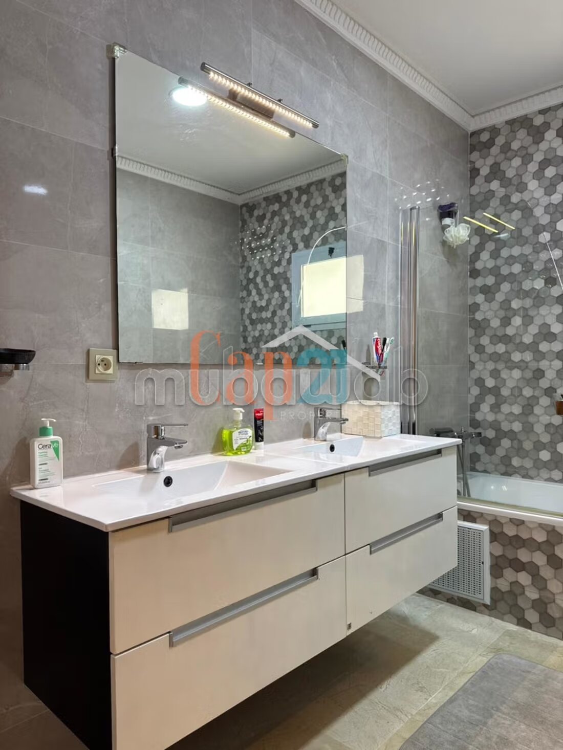 شقة للايجار 170م² في طنجة — Photo 21