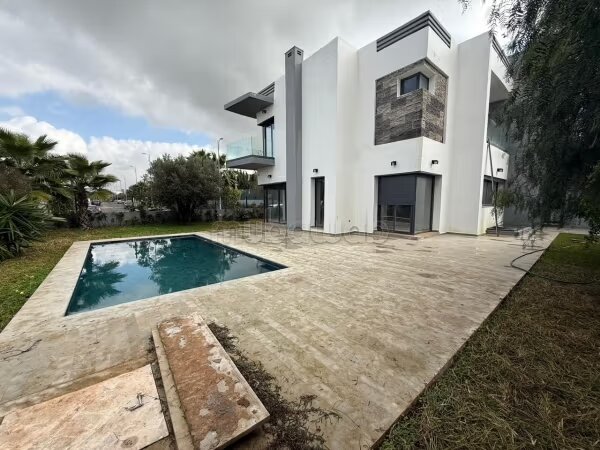 Villa 550 m² à louer à Casablanca – Bouskoura — Photo 47