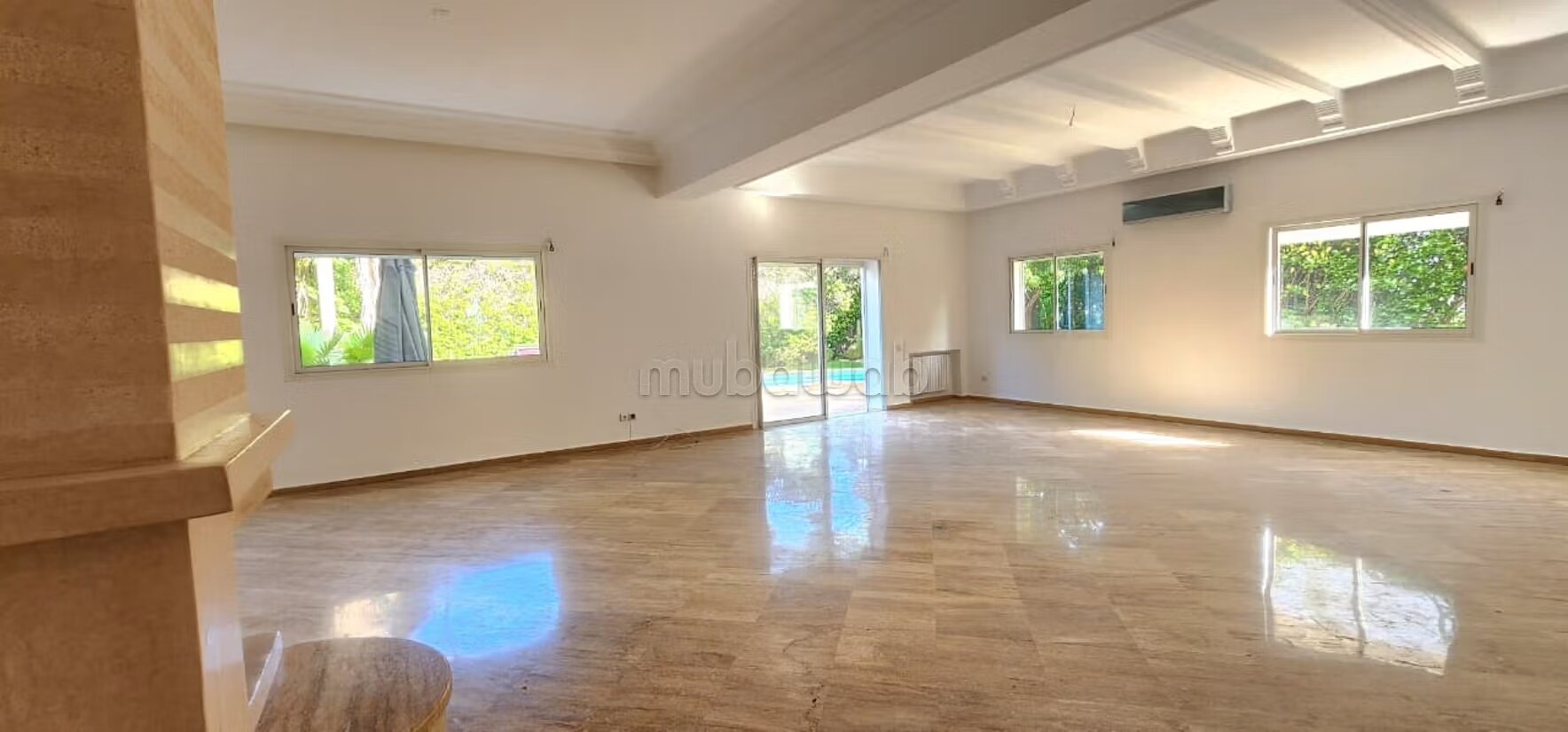 فيلا فاخرة 350 م² للإيجار في الدار البيضاء — Photo 4