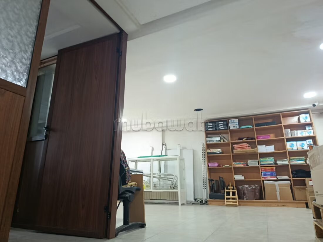 Office 127 m² for rent in Casablanca — Photo 5
