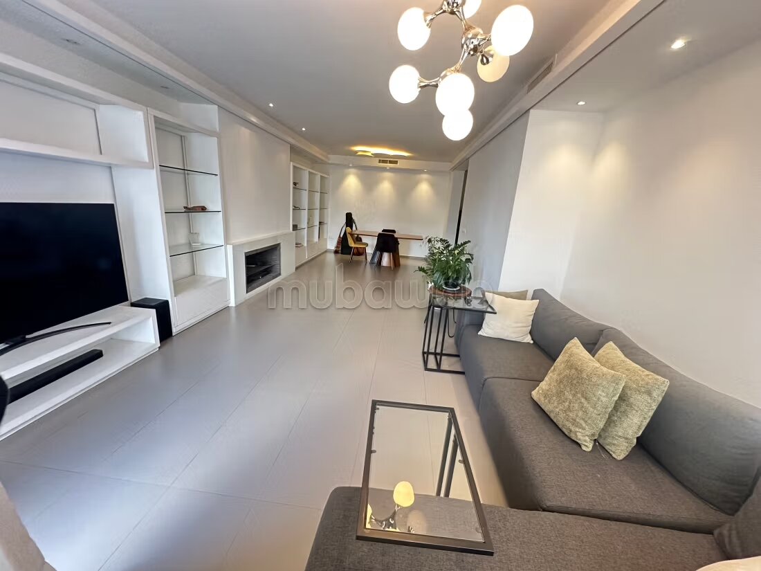 Family Apartment 180 m² for Rent in Casablanca — Photo 4
