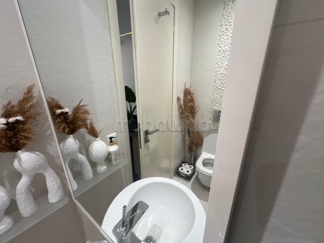 Family Apartment 180 m² for Rent in Casablanca — Photo 30