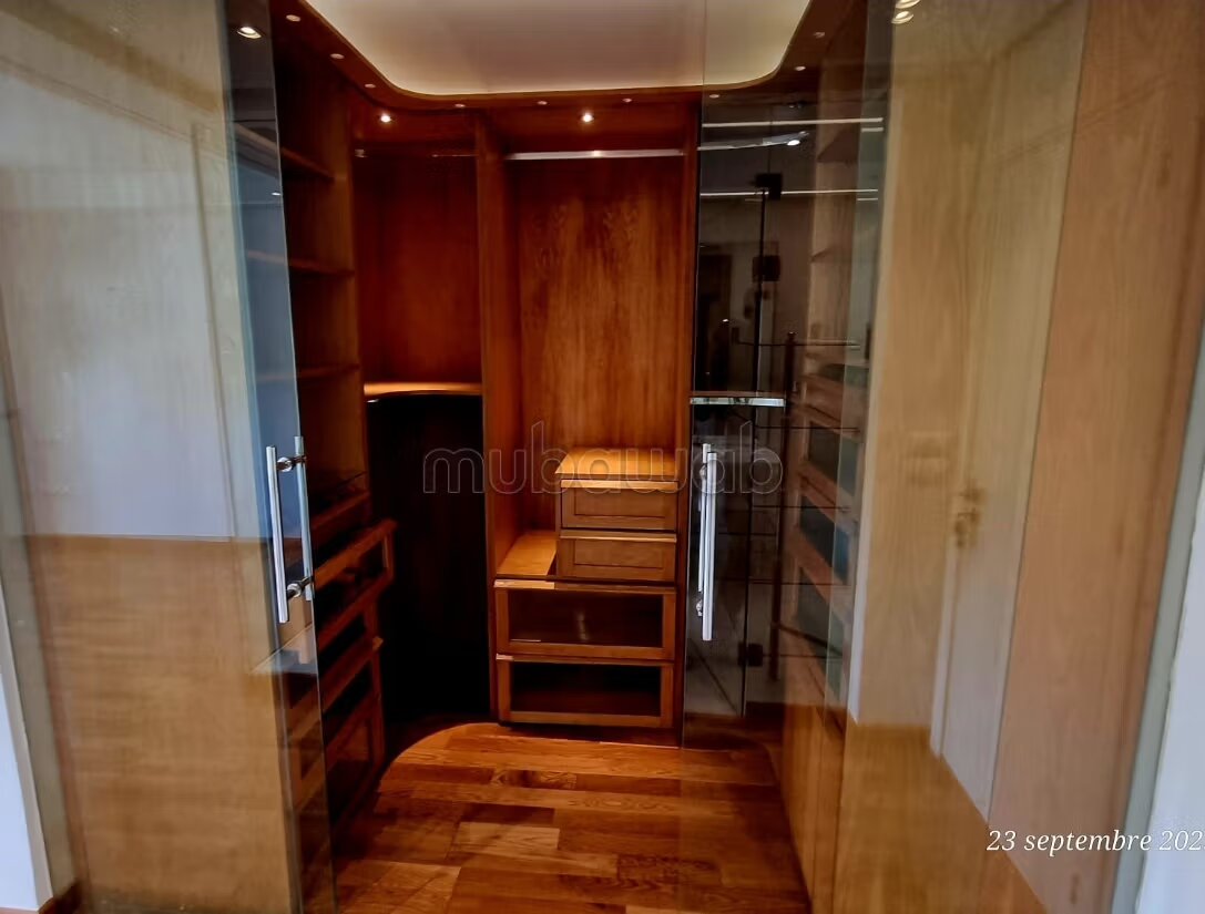 Family Apartment 180 m² for Rent in Casablanca — Photo 32