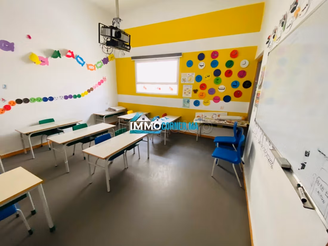 École équipée 1400 m² à vendre à Tanger — Photo 2
