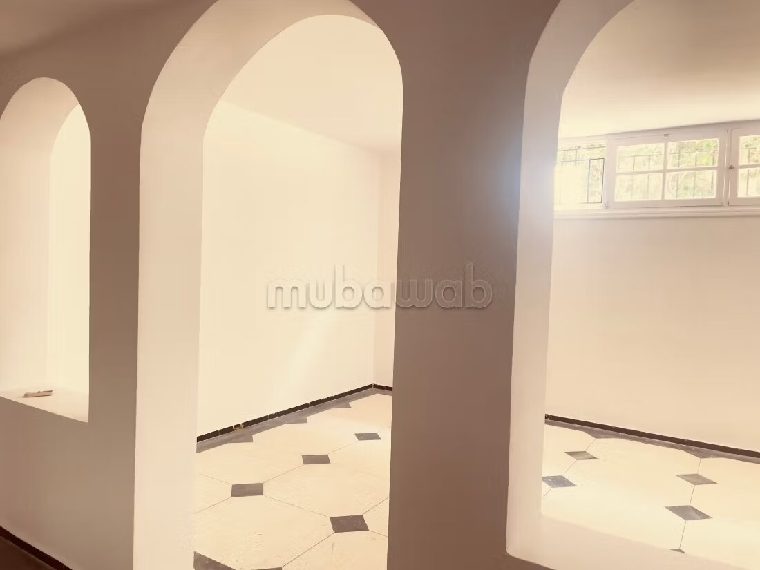 فيلا للايجار في الدار البيضاء 420م² — Photo 16