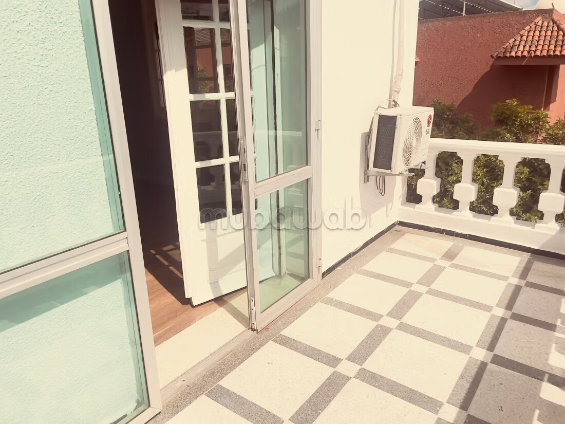 فيلا للايجار في الدار البيضاء 420م² — Photo 36