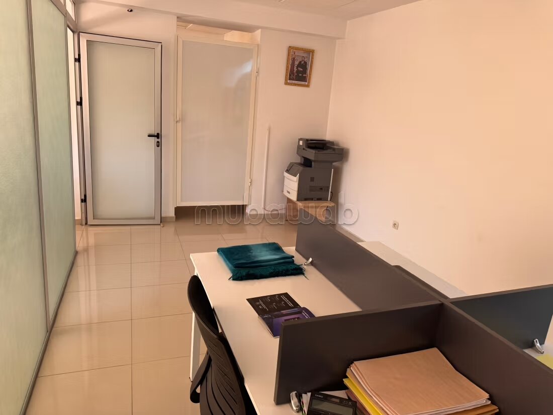 Office 42 m² for sale in Casablanca — Photo 10