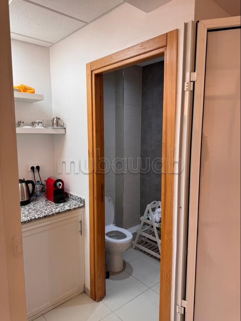 Office 42 m² for sale in Casablanca — Photo 14