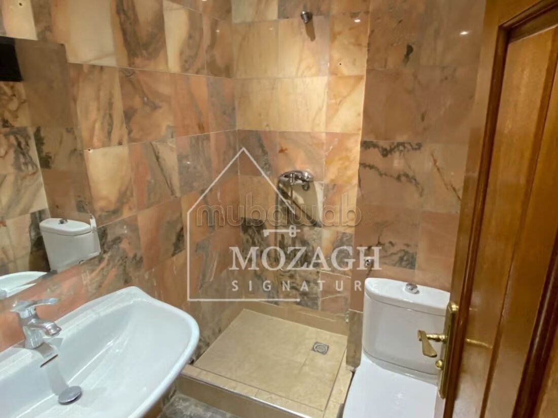 77 m² apartment for rent in Marrakech (Guéliz) — Photo 368