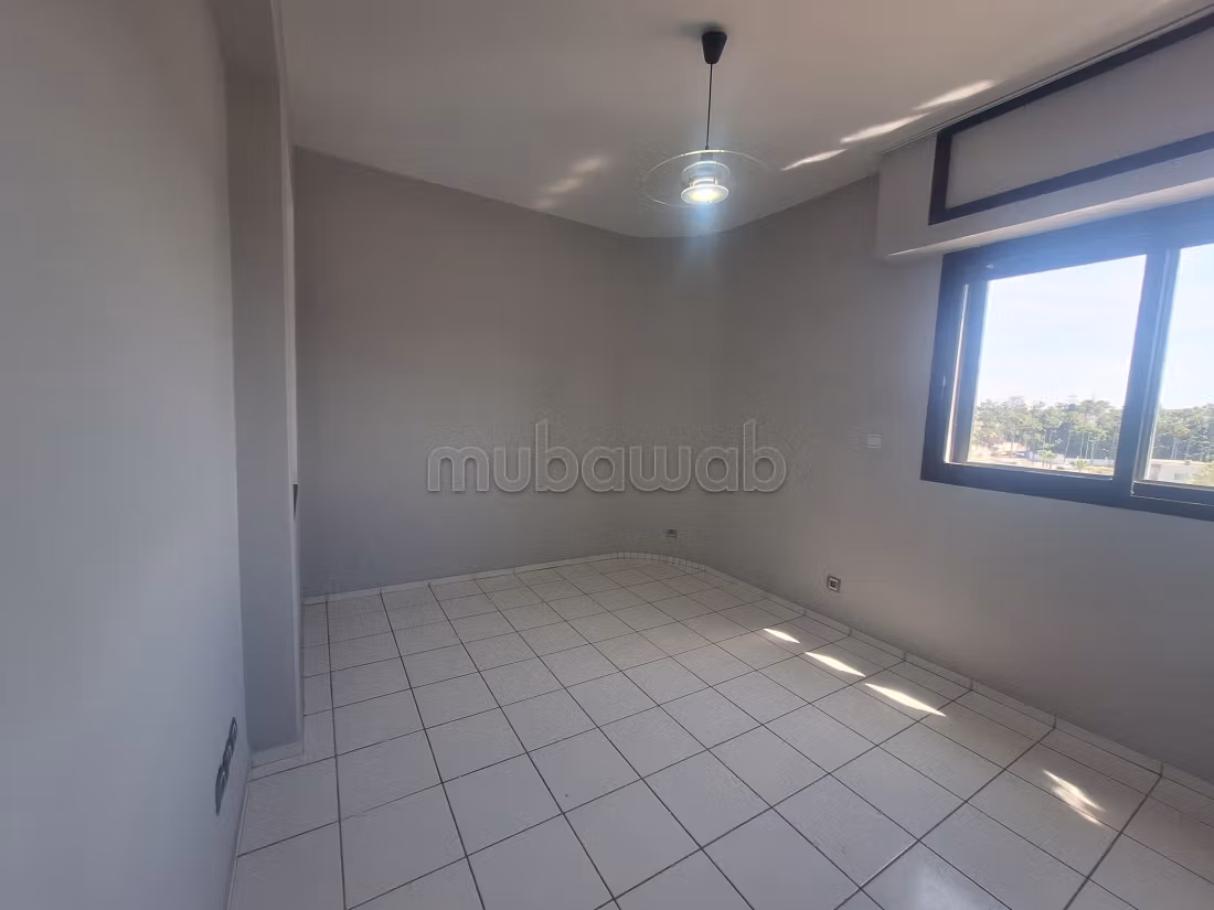 Apartment for rent, 90 m² in Mers Sultan — Photo 12