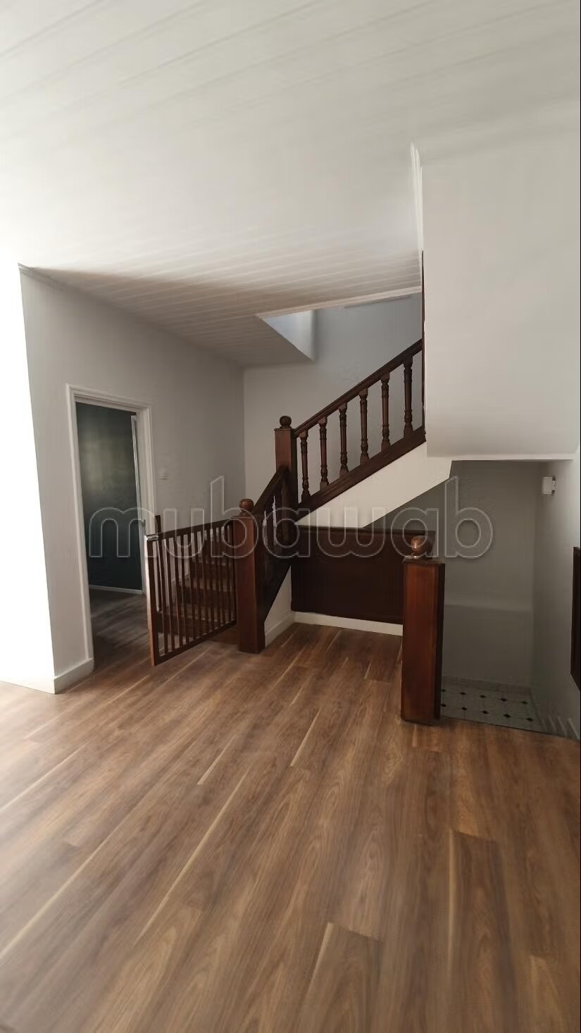 Villa 460 m² à louer à Casablanca — Photo 12
