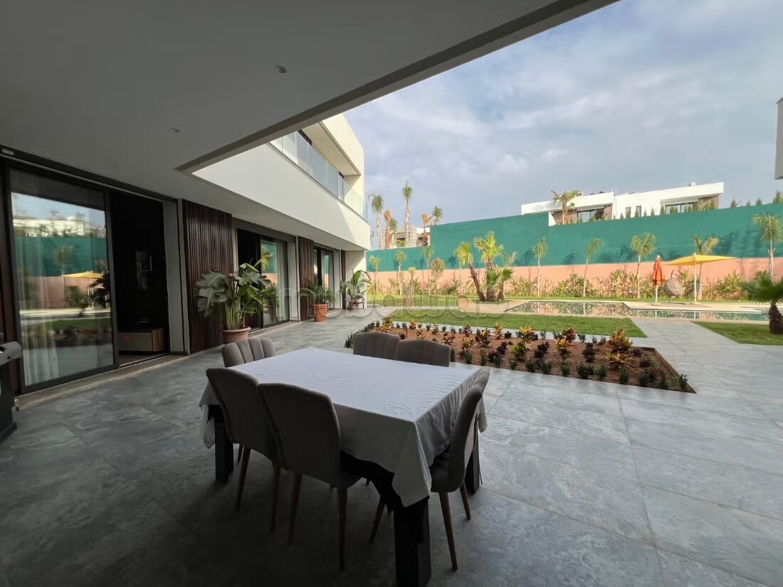 1700 m² Villa for Sale in Souissi — Photo 3