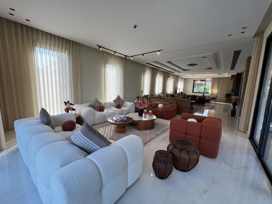1700 m² Villa for Sale in Souissi — Photo 7