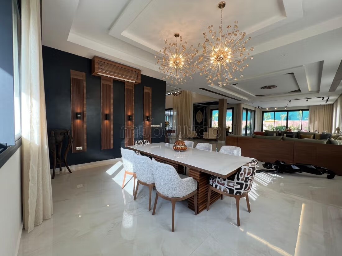 1700 m² Villa for Sale in Souissi — Photo 15