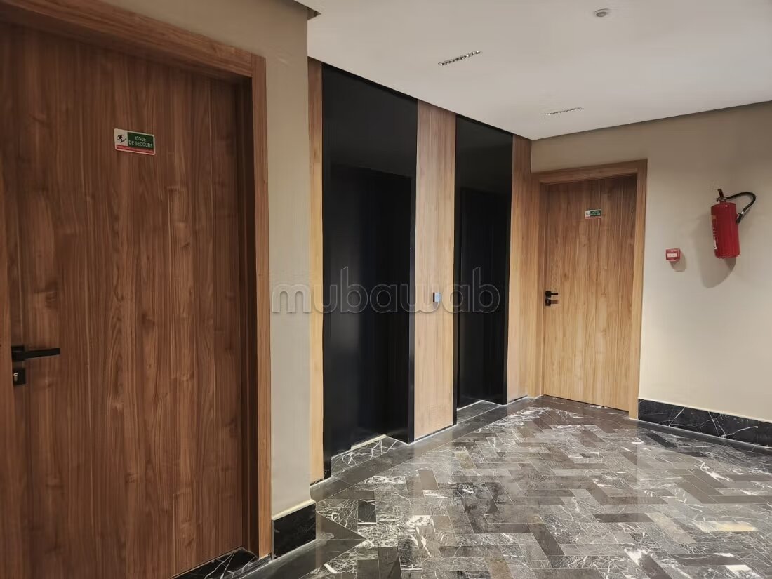مكتب 65 متر مربع للإيجار في الدار البيضاء (البامية) — Photo 10