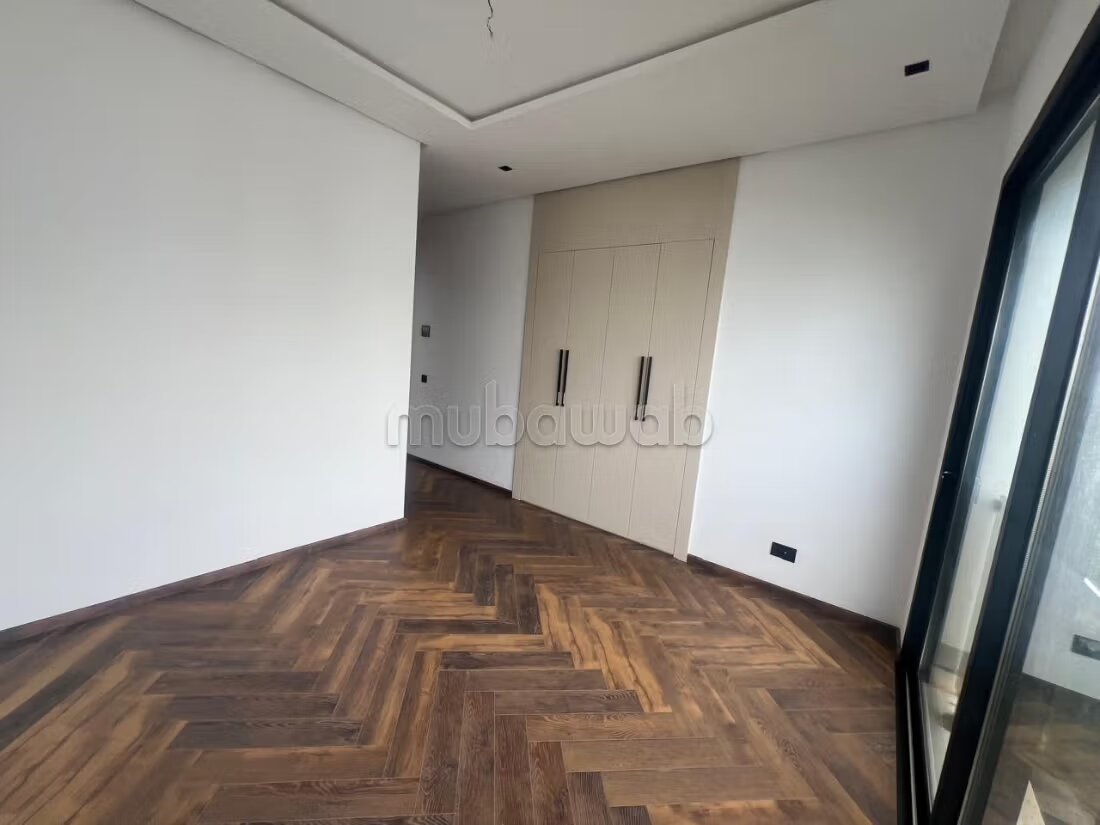 New Villa 400 m² for Rent in Bouskoura, Casablanca — Photo 32