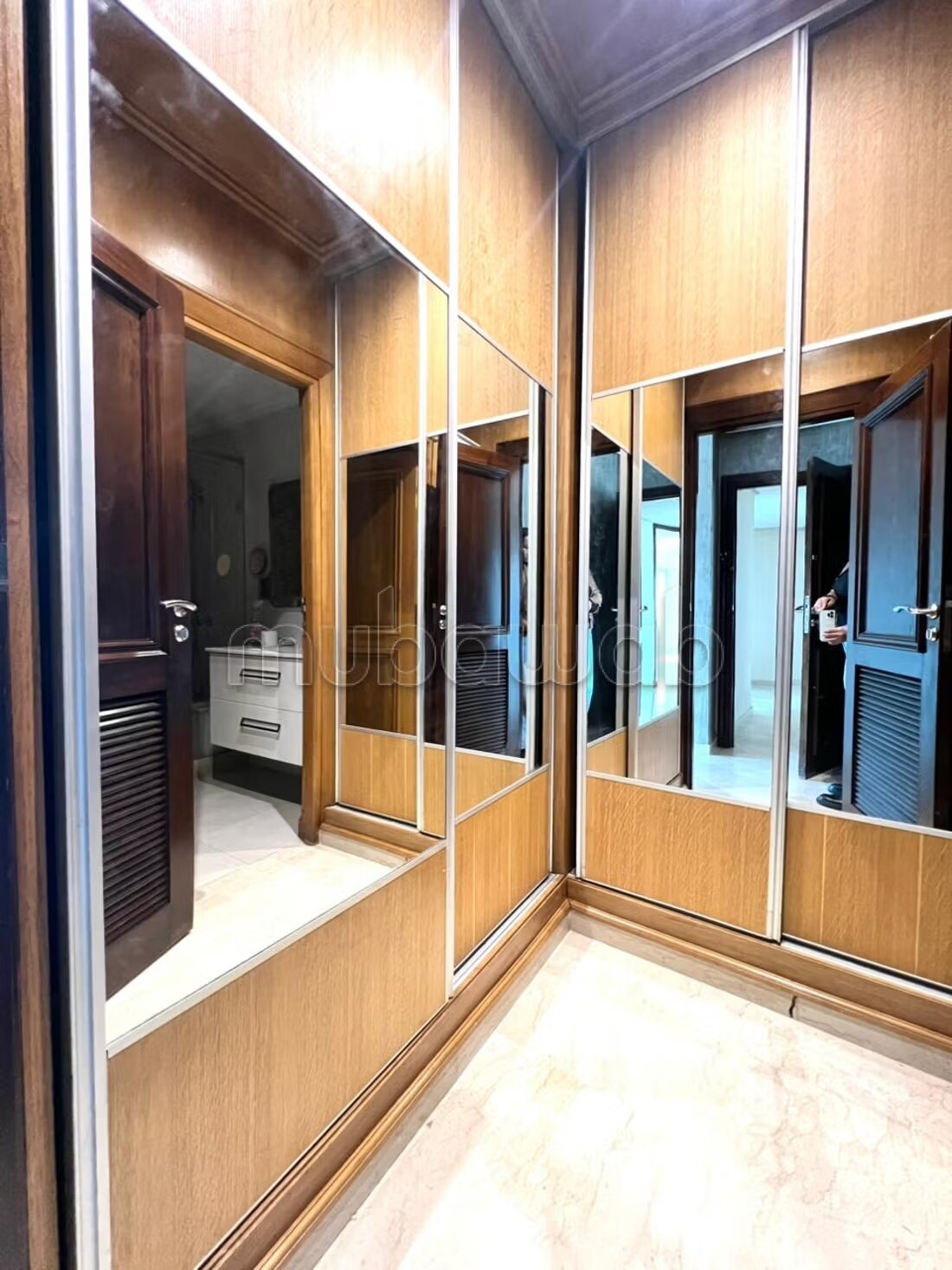 Luxury apartment for rent 155m² — Photo 14