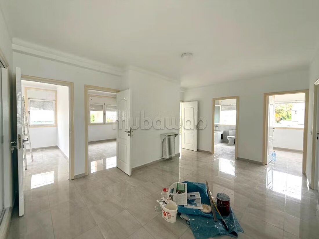 Villa 800 m² à louer à Hassan, Rabat — Photo 8