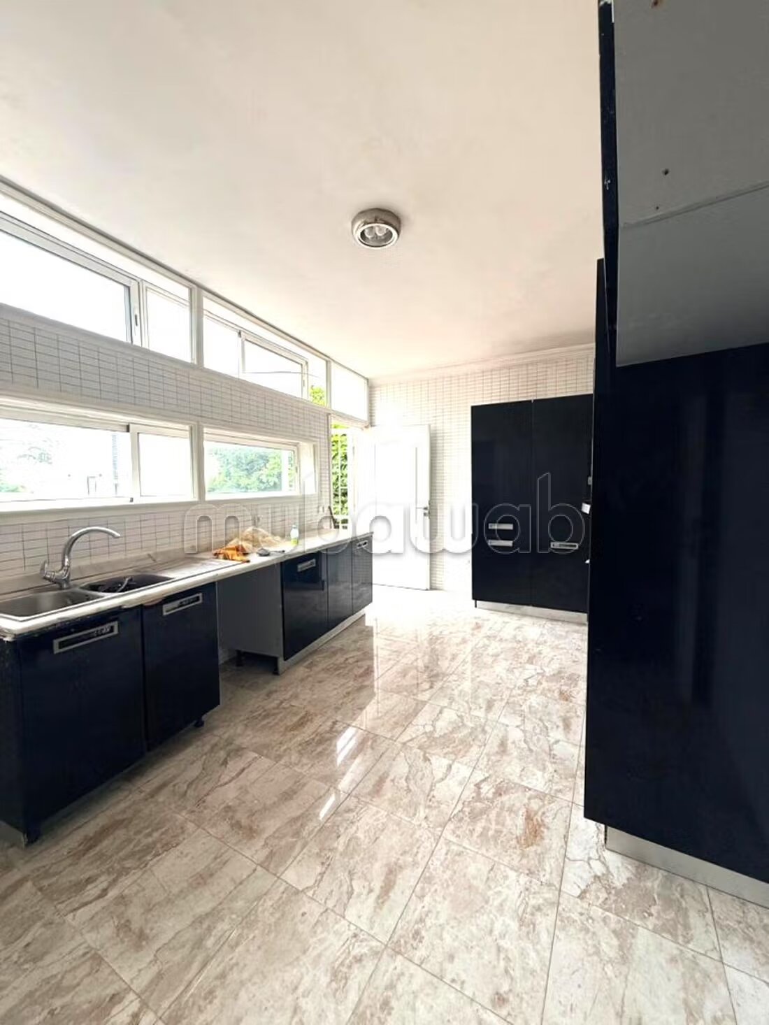 Villa 800 m² à louer à Hassan, Rabat — Photo 9