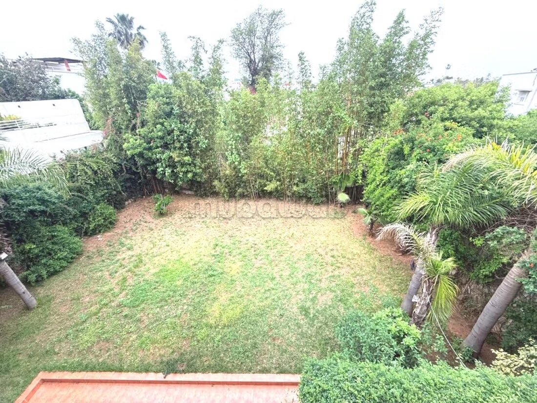 Villa 800 m² à louer à Hassan, Rabat — Photo 14