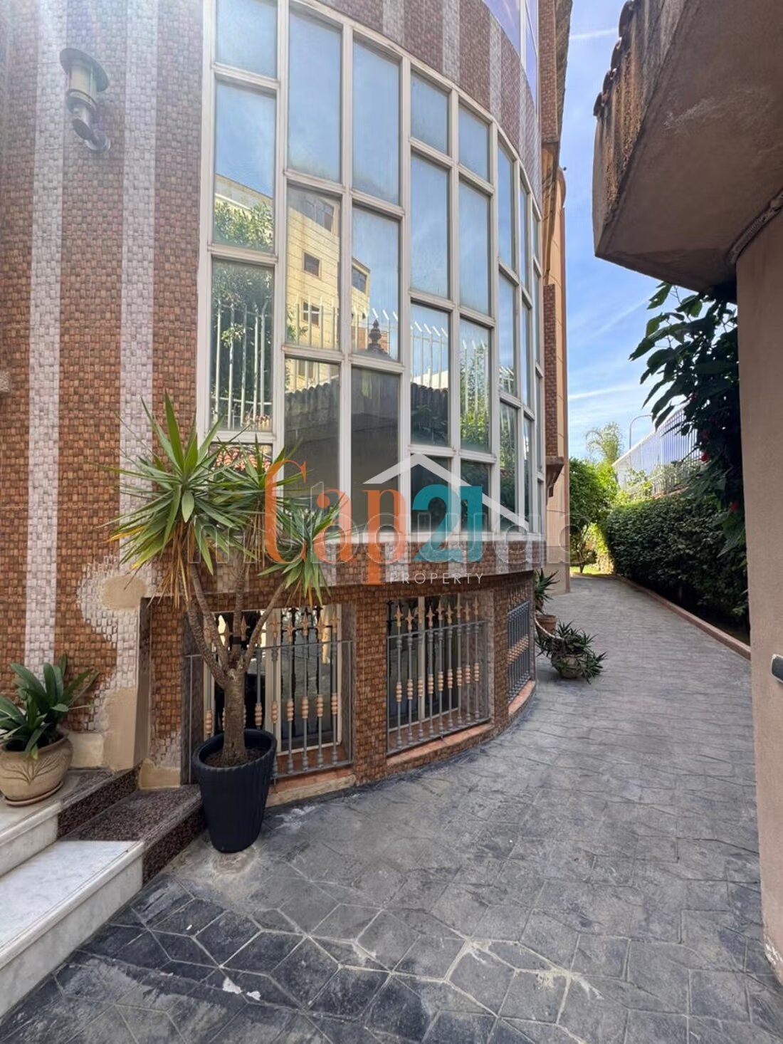 Villa 560 m² for sale in Tangier Val Fleuri Moujahidine — Photo 5
