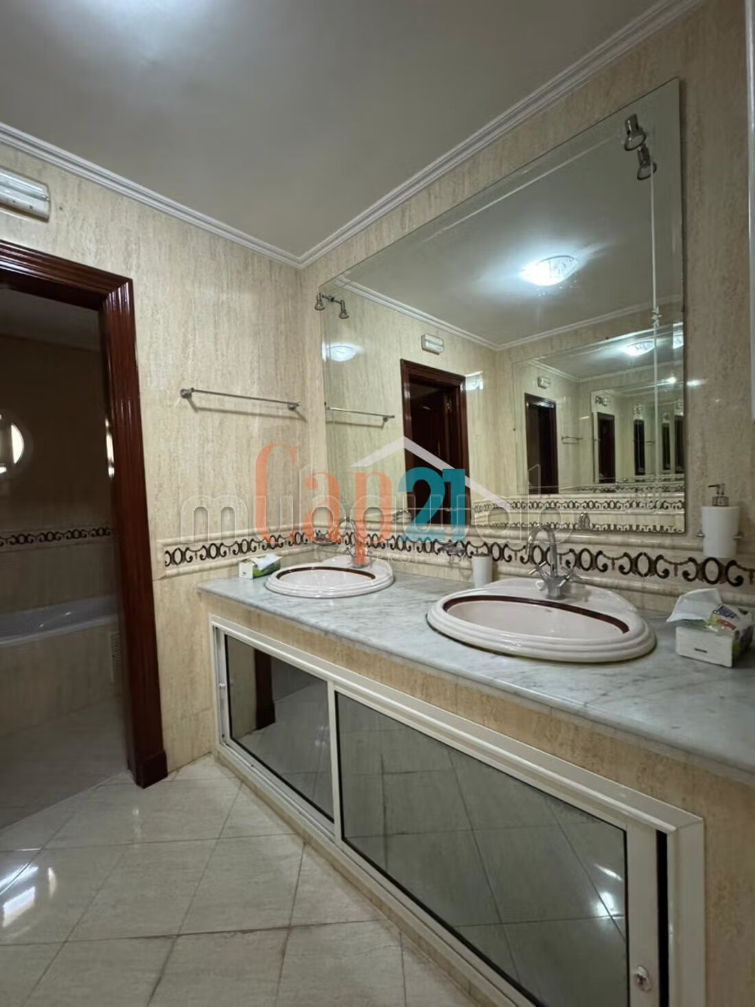 Villa 560 m² for sale in Tangier Val Fleuri Moujahidine — Photo 15