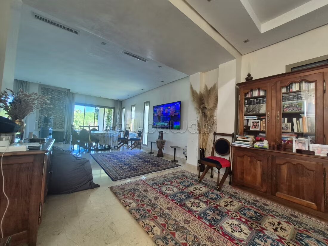 Villa à vendre – Bouskoura Golf City
