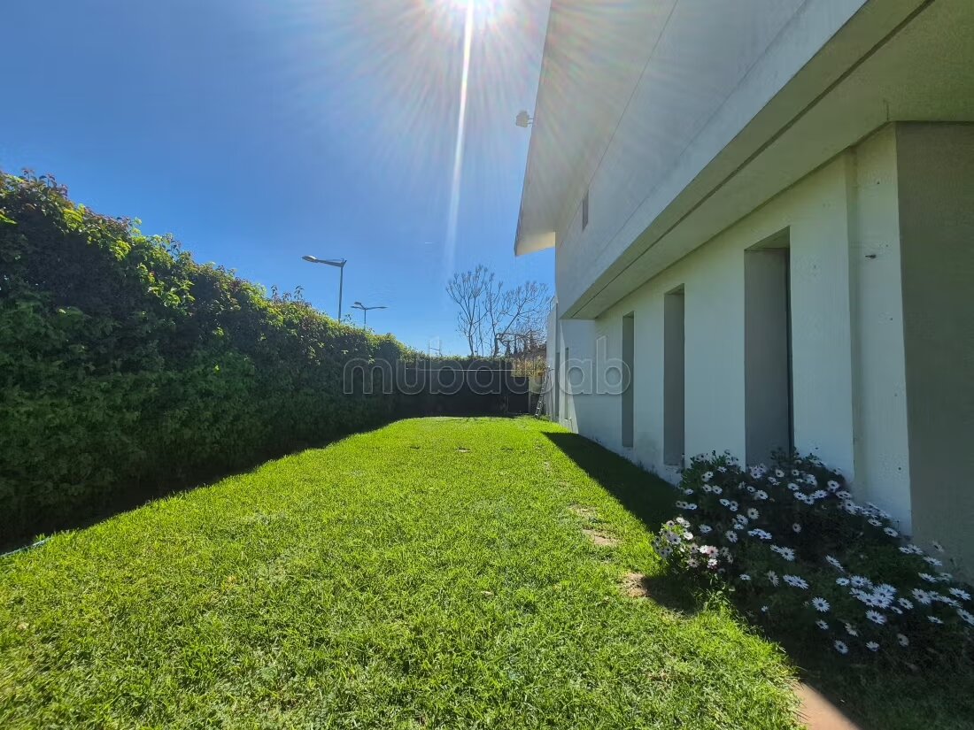 Villa 303 m² for sale in Casablanca – Bouskoura Golf City — Photo 30