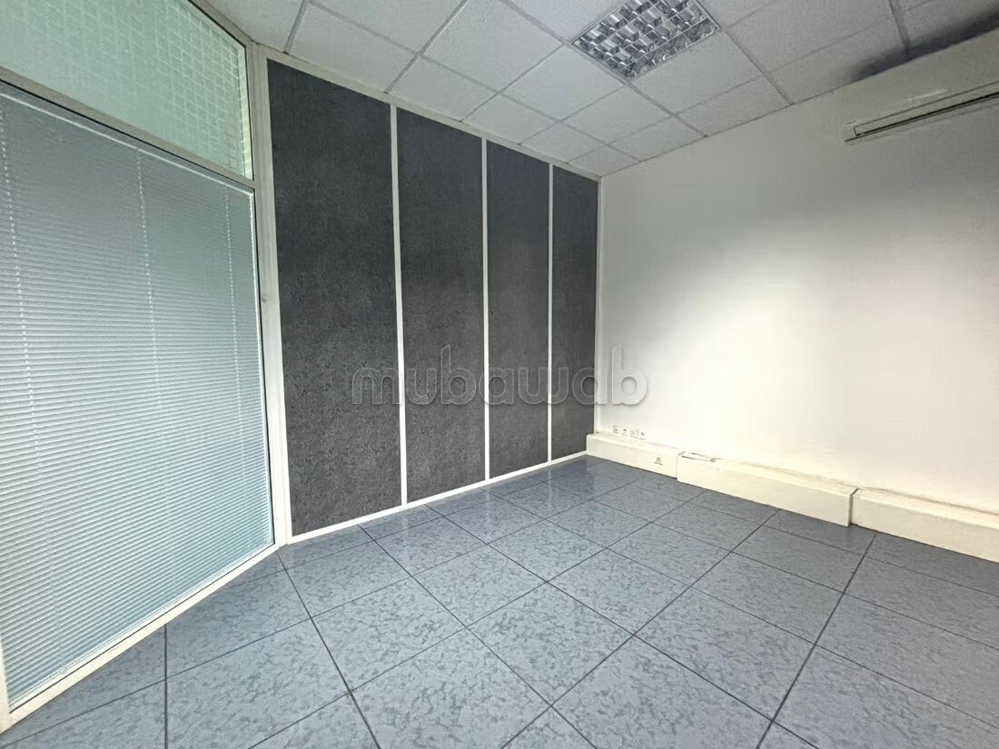 Office 203 m² for rent in Casablanca — Photo 11