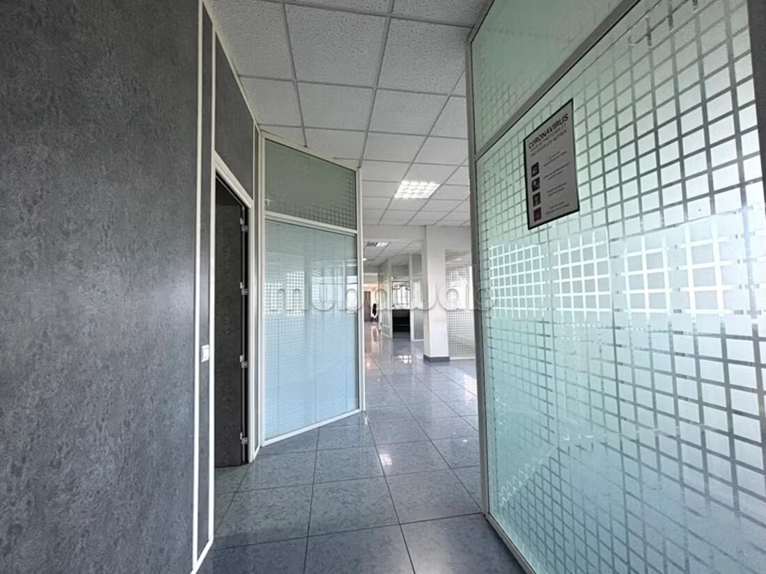 Office 203 m² for rent in Casablanca — Photo 18