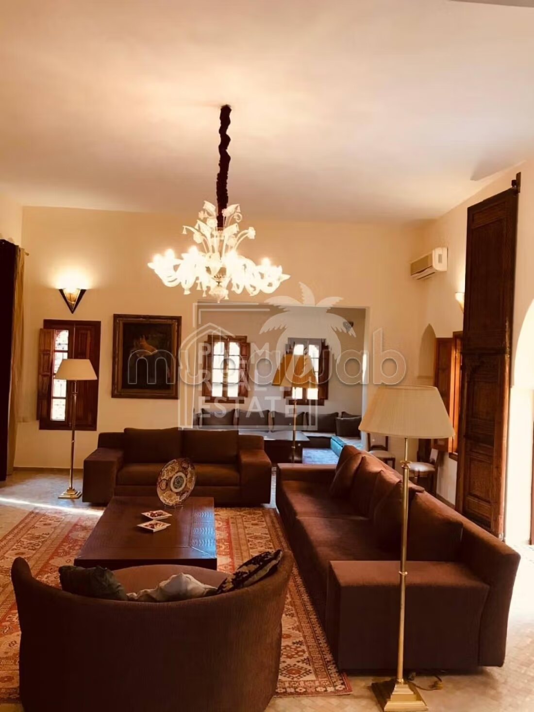 Villa 880 m² for sale in Marrakech (Bab Atlas) — Photo 4