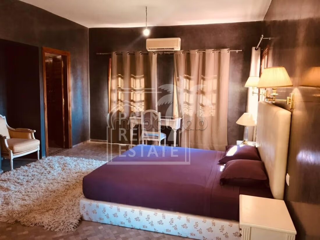 Villa 880 m² for sale in Marrakech (Bab Atlas) — Photo 15