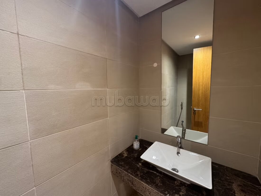Appartement 156 m² à louer à Rabat — Photo 7