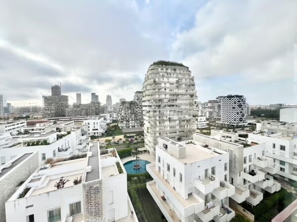 شقة 190 م² للإيجار في الدار البيضاء — Photo 37