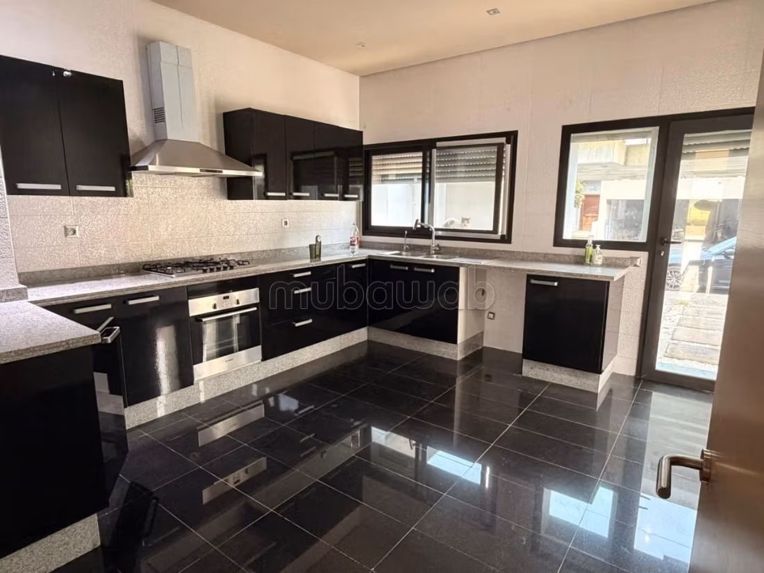 Villa 400 m² for Sale in Casablanca - Green City — Photo 9
