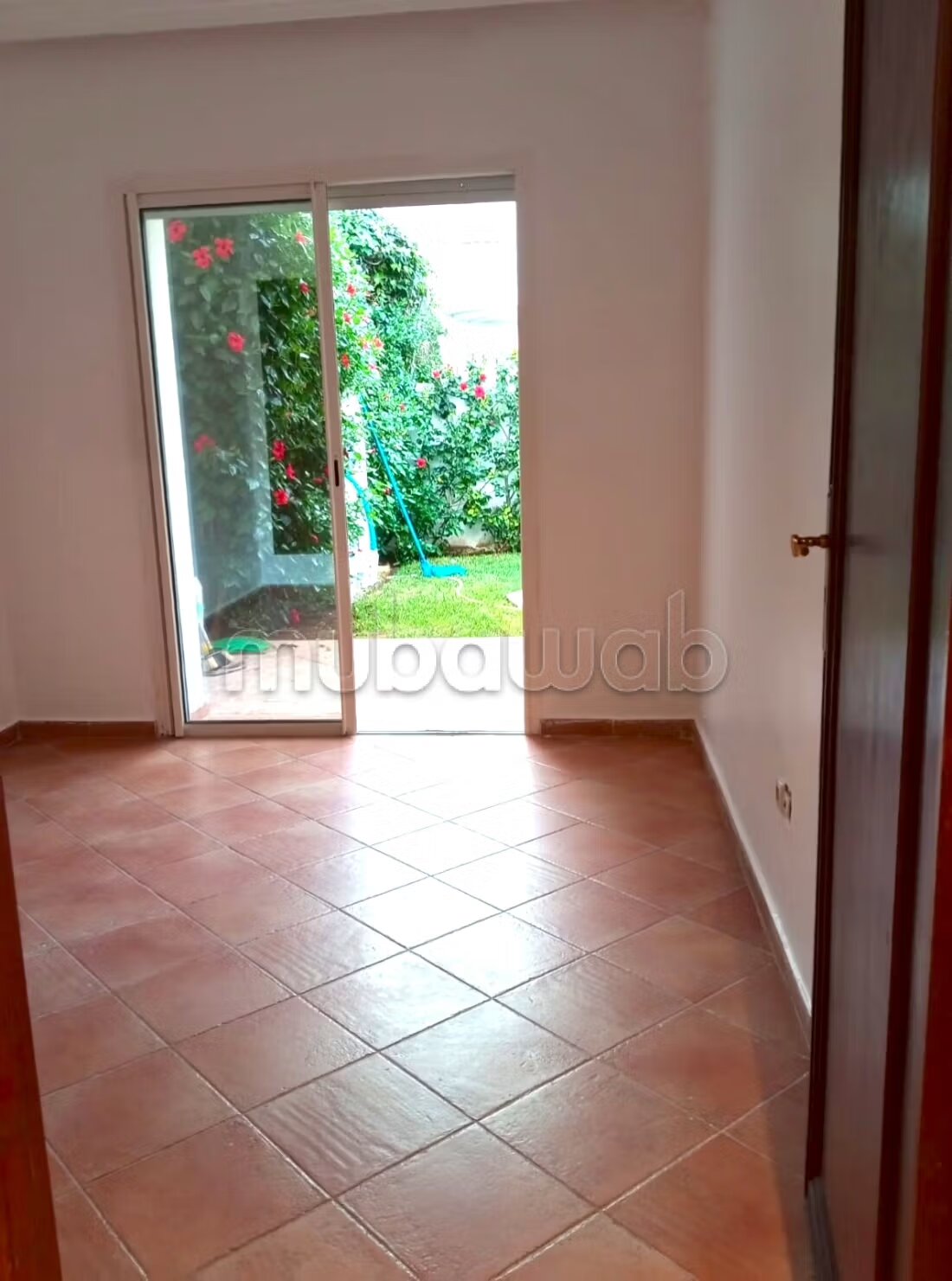 Villa 300 m² à louer à Dar Bouazza — Photo 11
