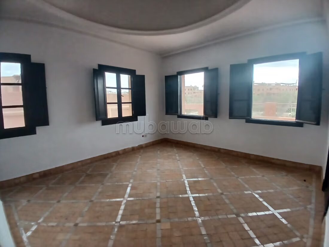 Villa 260 m² à louer à Marrakech (Ennakhil) — Photo 8