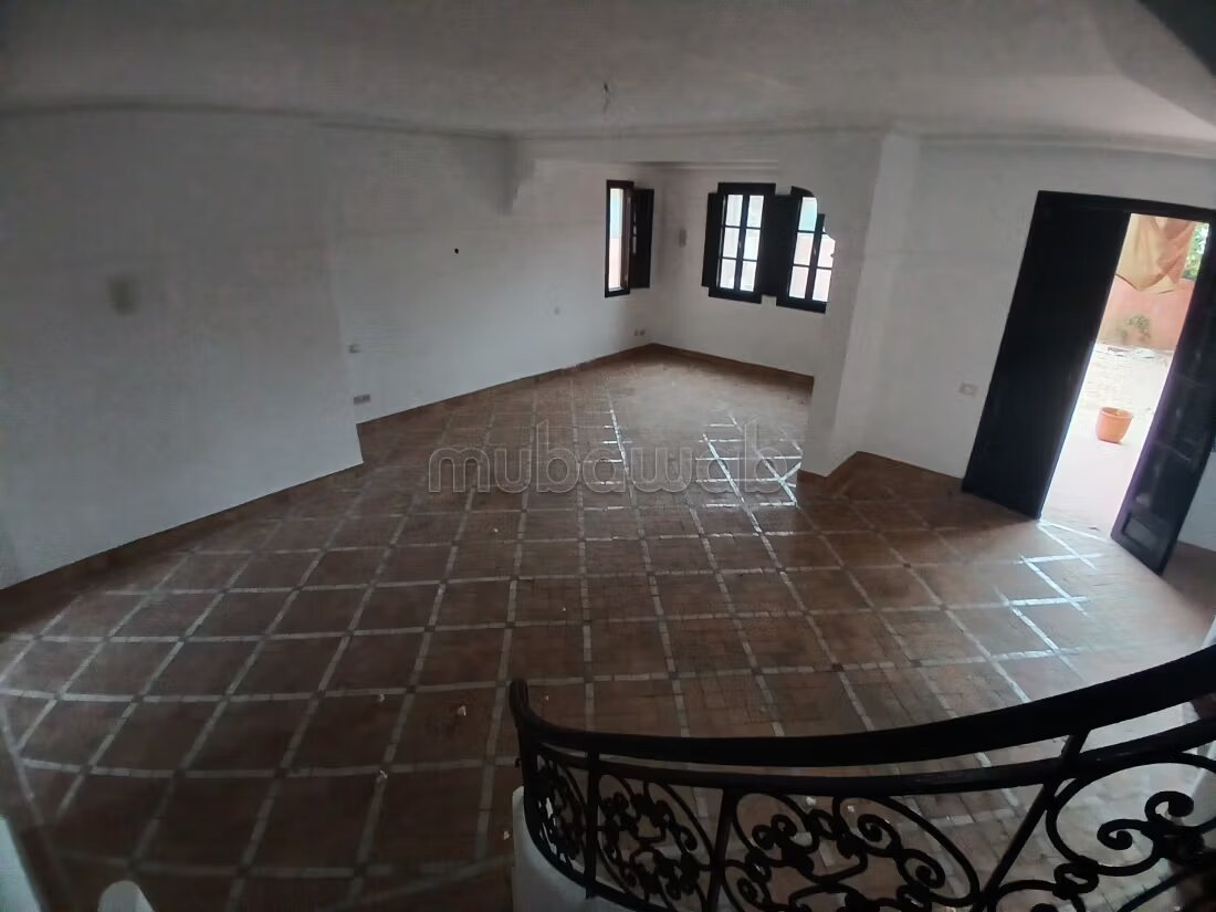 Villa 260 m² à louer à Marrakech (Ennakhil) — Photo 9