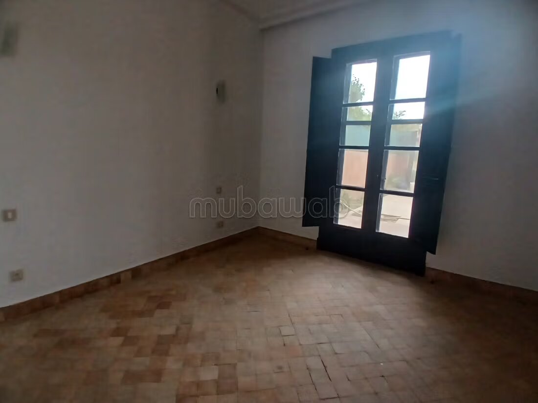 Villa 260 m² à louer à Marrakech (Ennakhil) — Photo 11