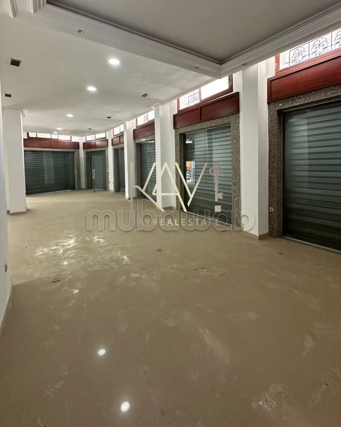 Bureau 204 m² à louer à Tanger — Photo 3