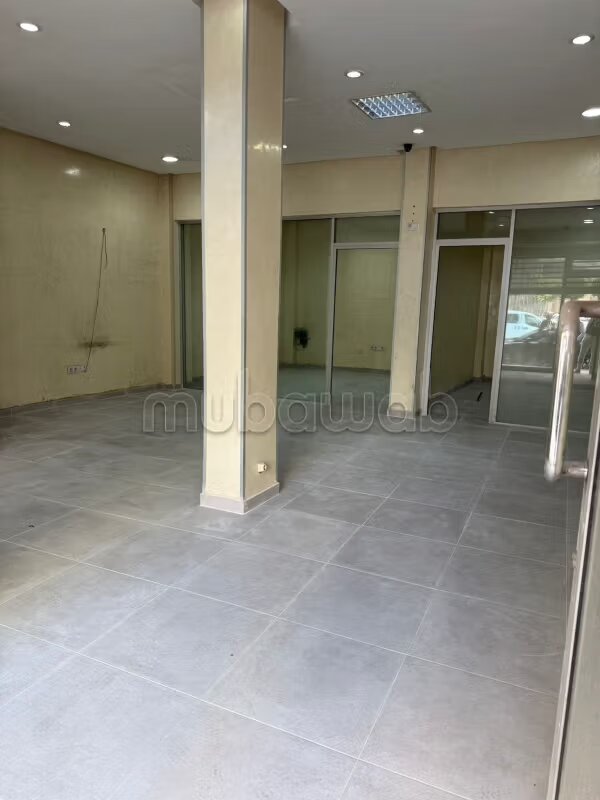 Bureau 204 m² à louer à Tanger — Photo 11