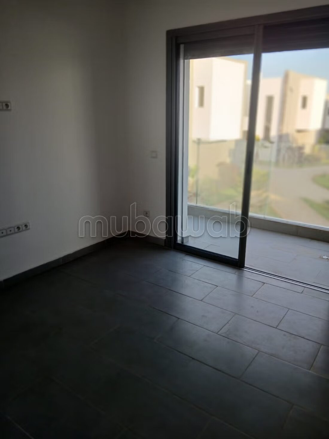Villa 320 m² à louer à Rabat — Photo 11